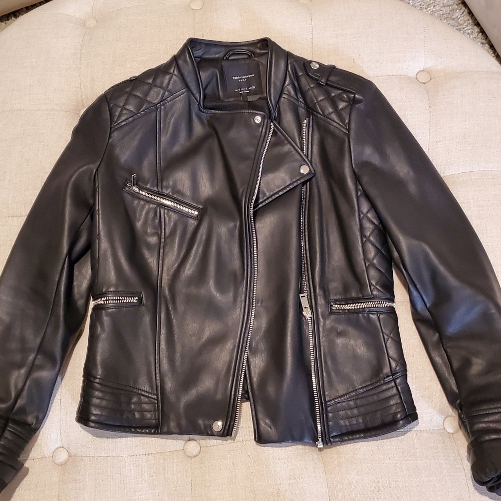 ⭐ZARA⭐ Trafaluc Faux Leather Jacket XS/S
